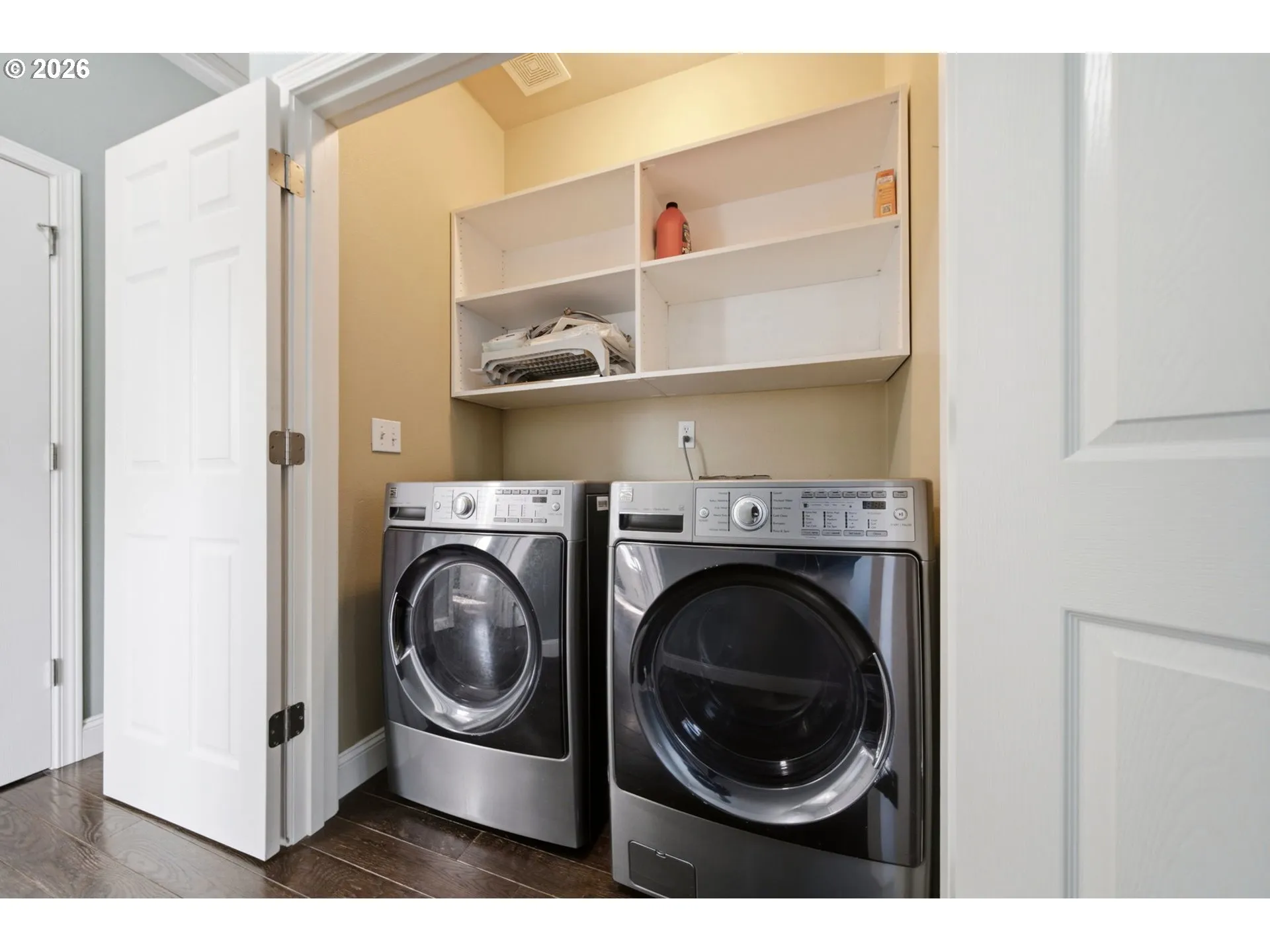 Laundry-Upper