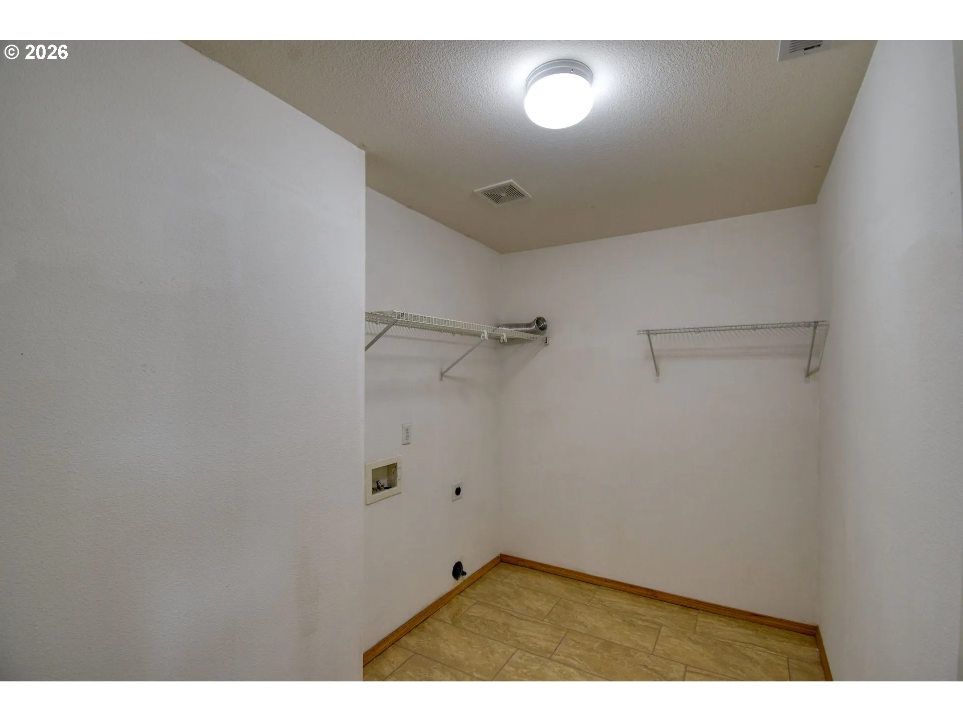 Laundry-Upper