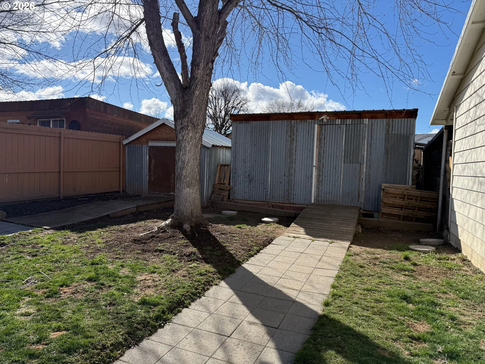 Shed