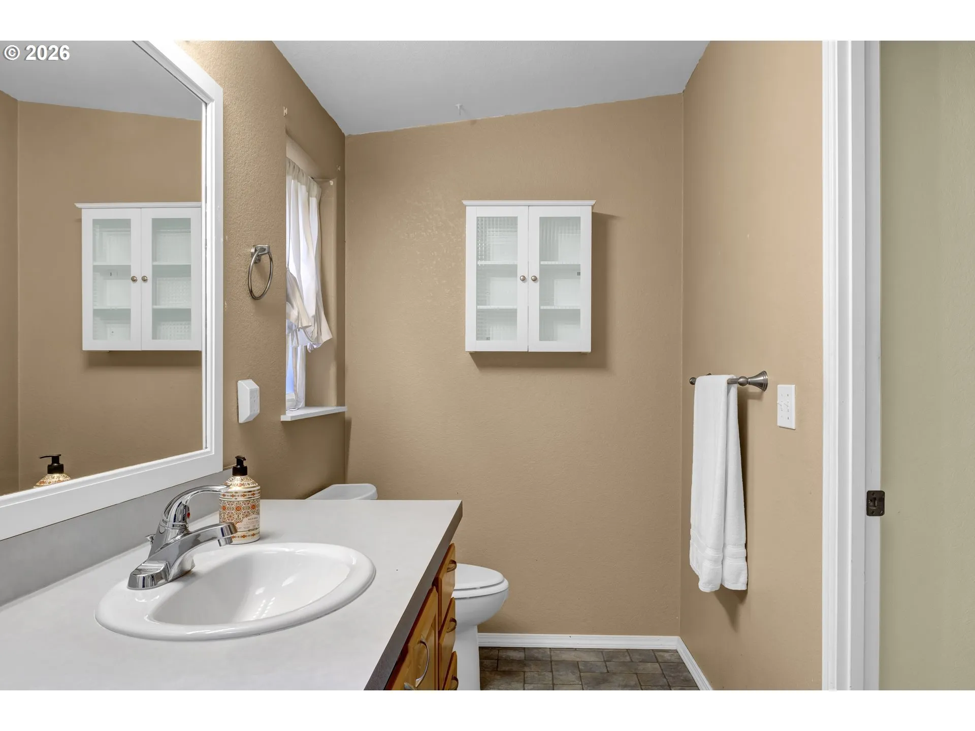 Bathroom, Attached