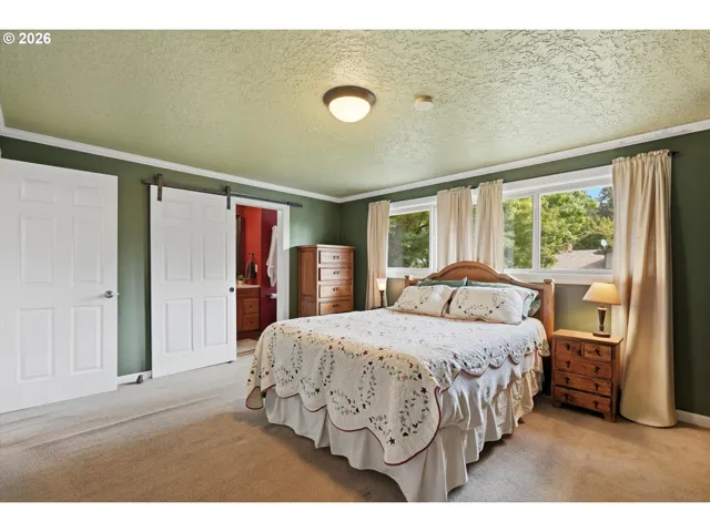 Primary Bedroom-Attached Bathroom