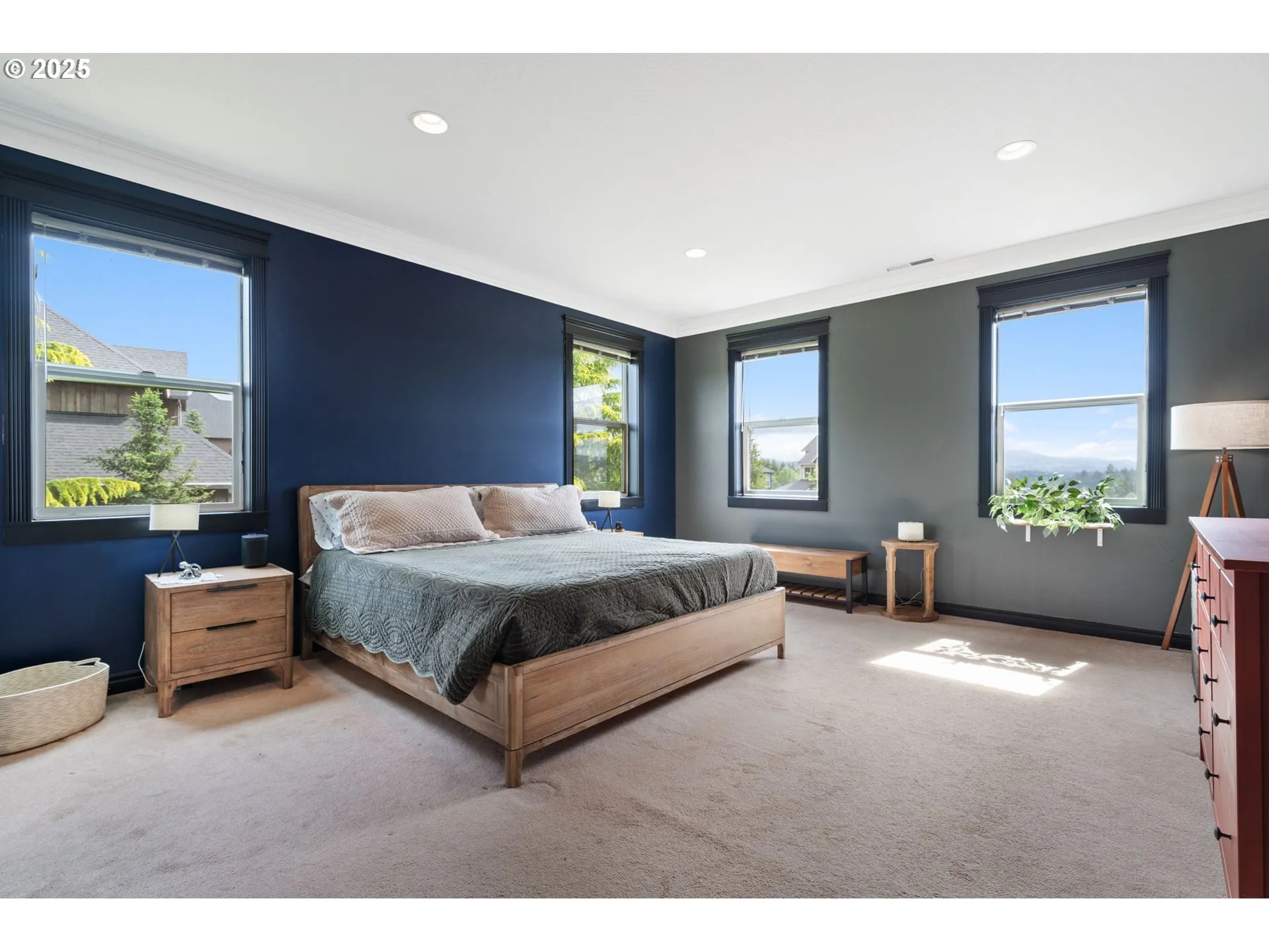 Primary Bedroom-Upper