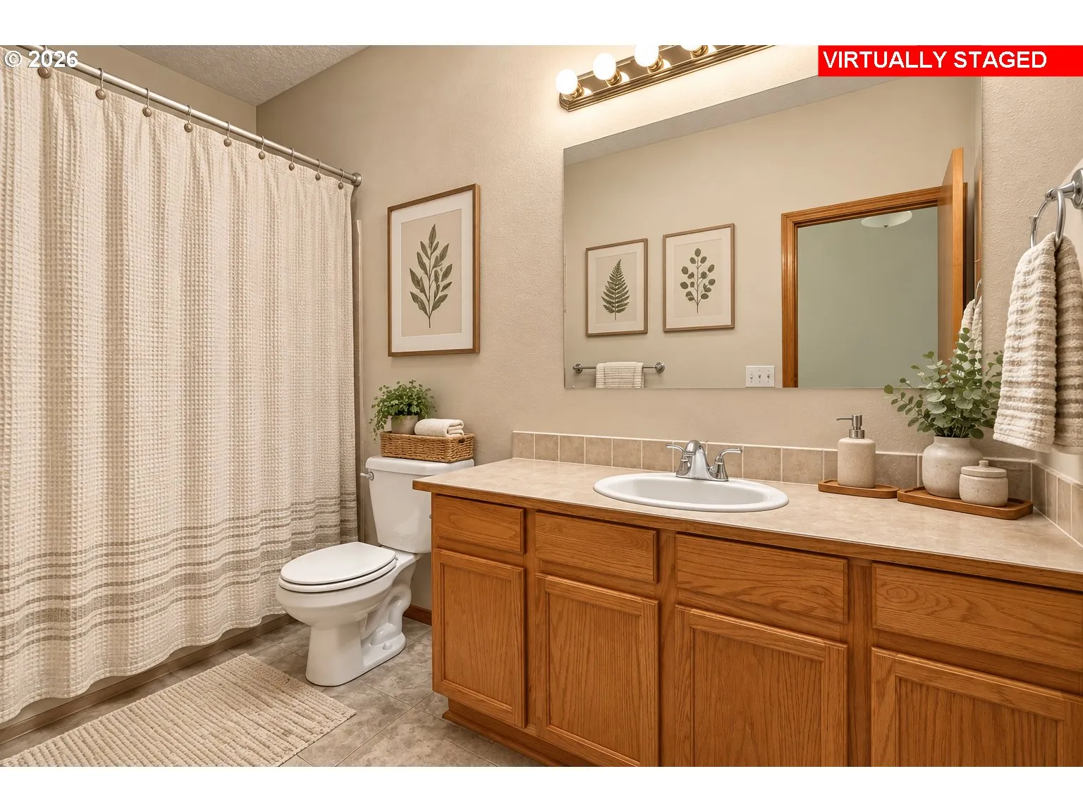 Bathroom, Attached