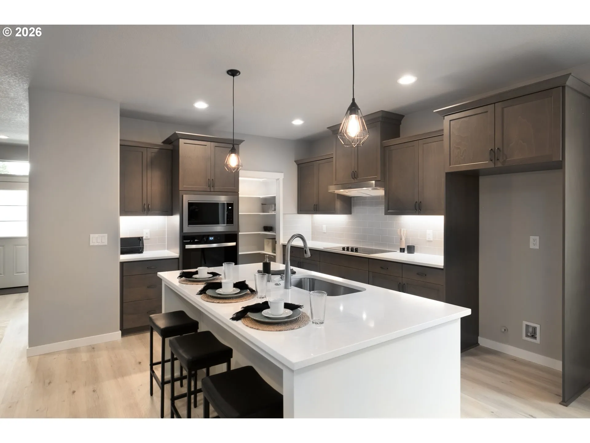 Kitchen-Island