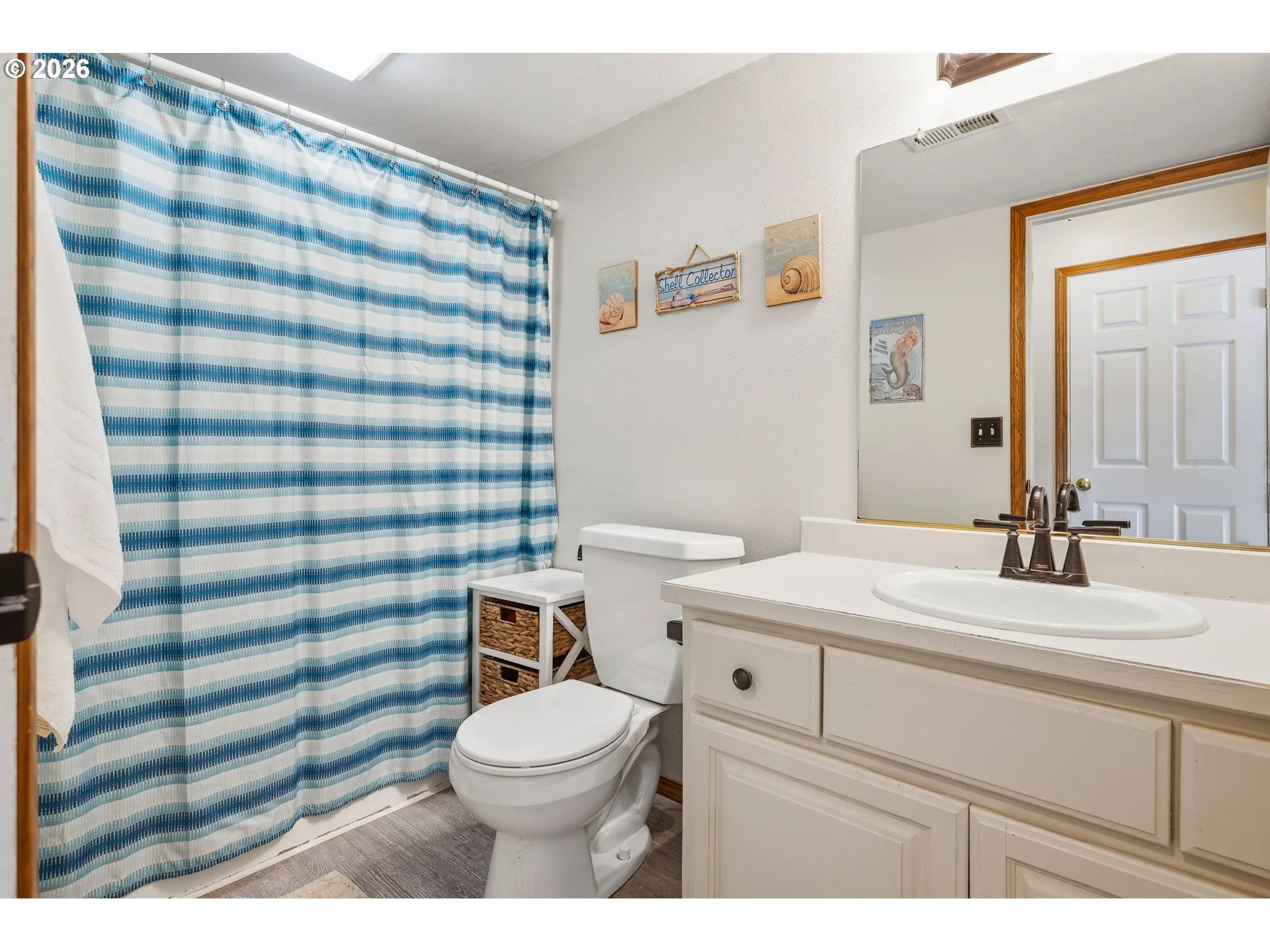 Bathroom-Lower