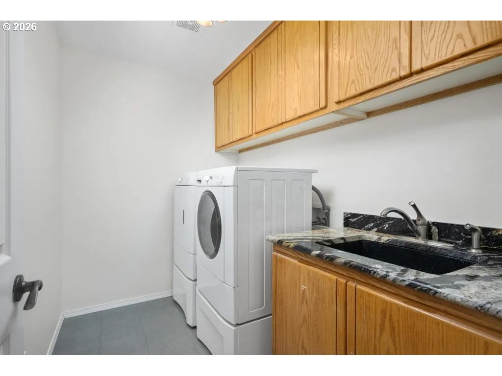 Laundry-Main