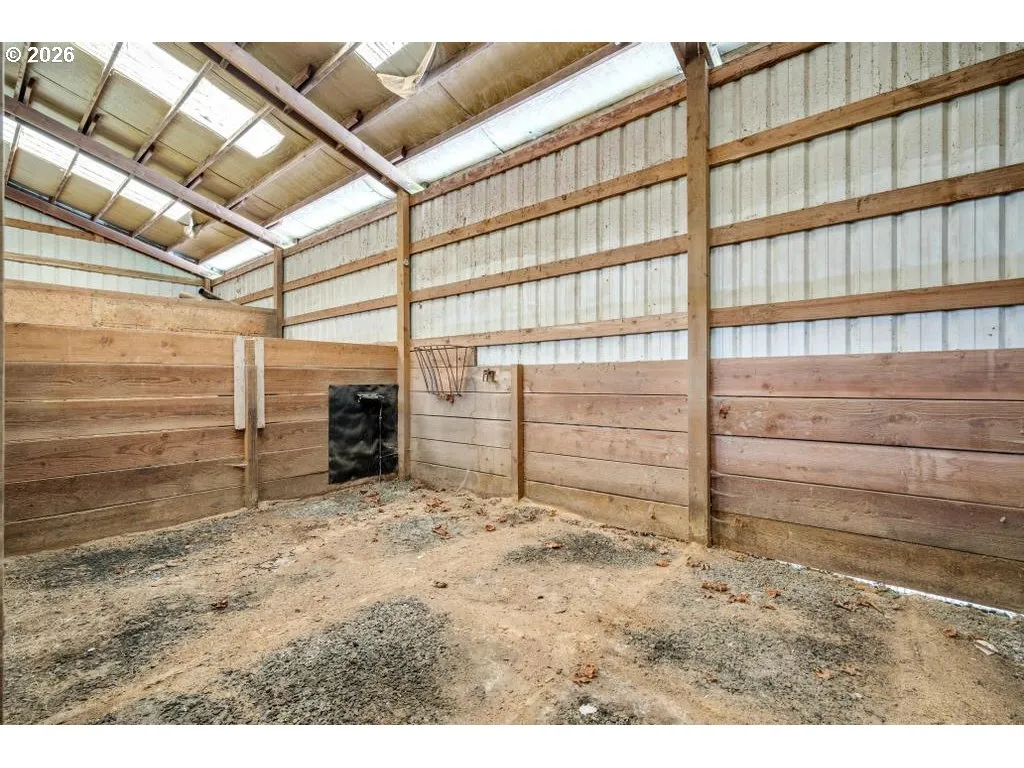 Barn