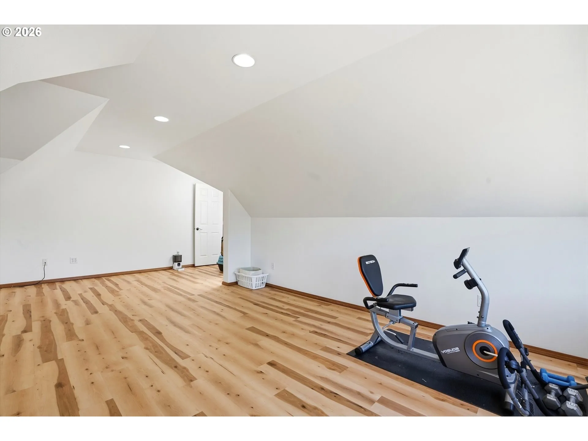 Bonus Room-Upper