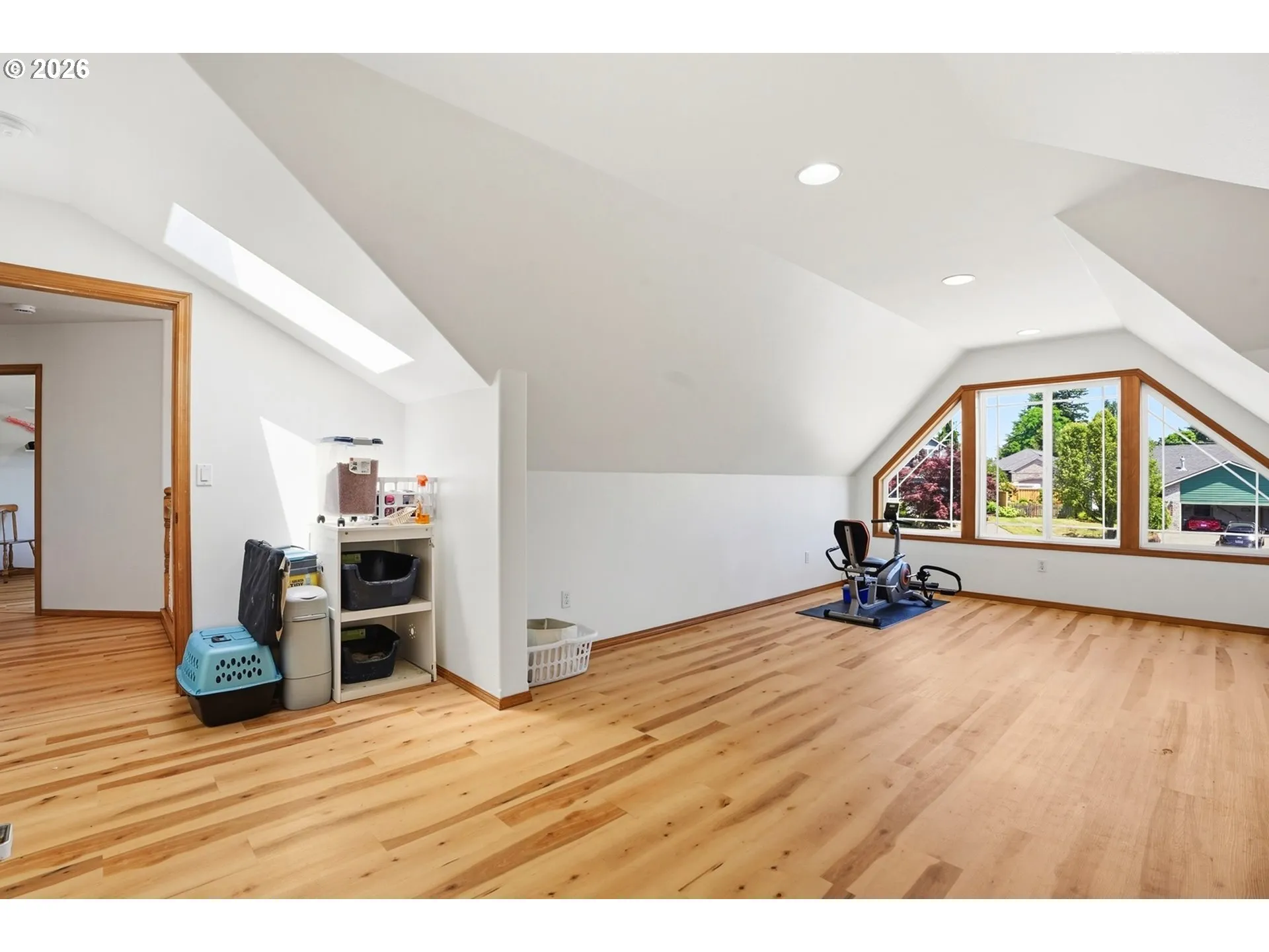 Bonus Room-Upper