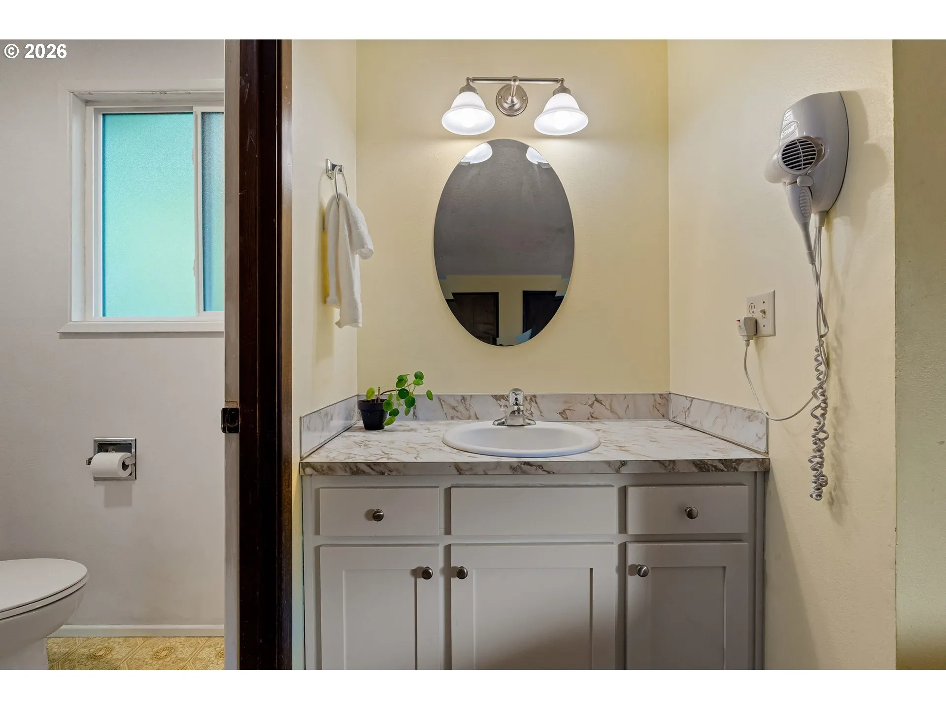En Suite Bathroom