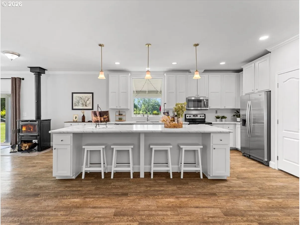Kitchen-Island