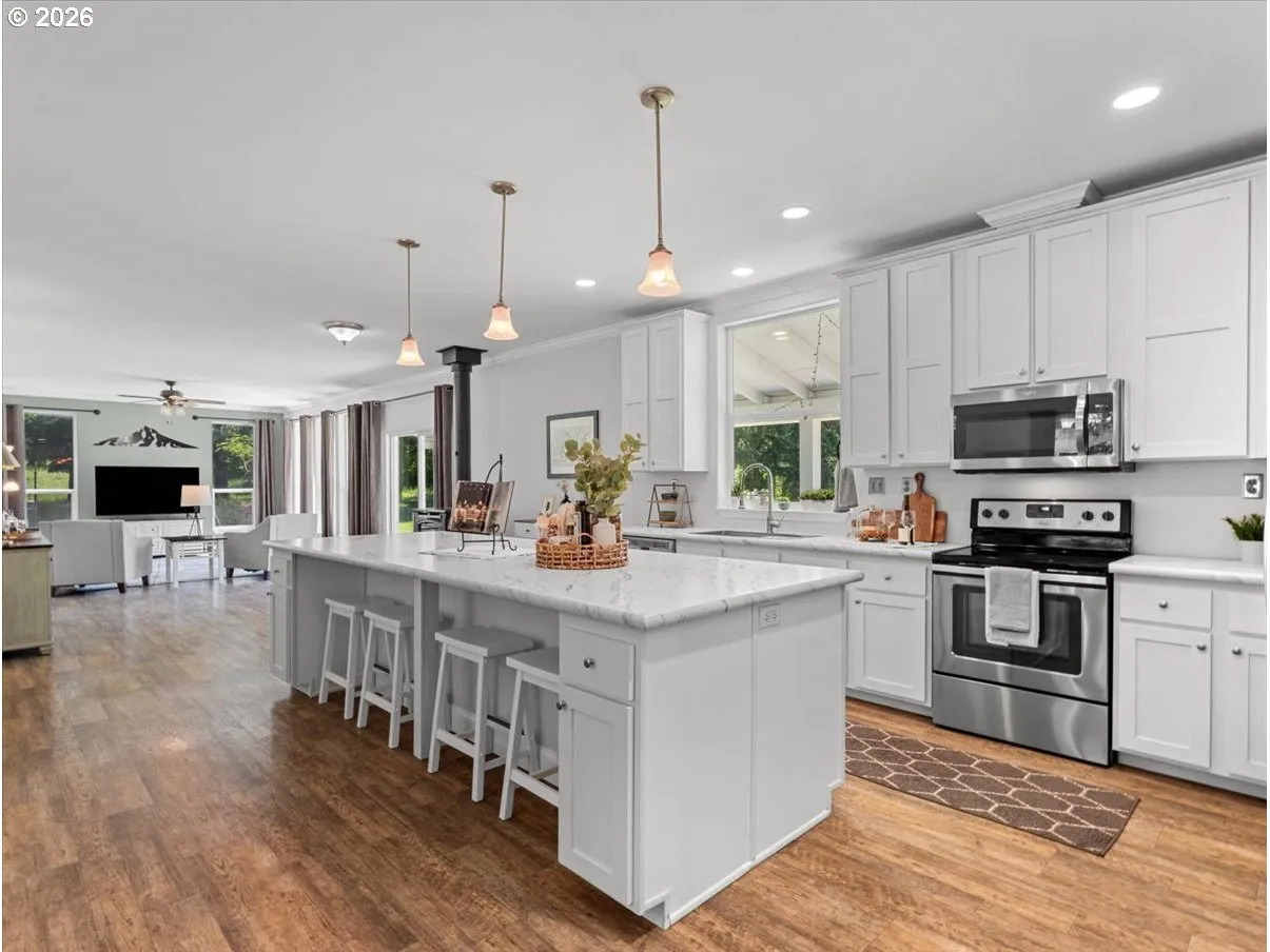 Kitchen/Living Room