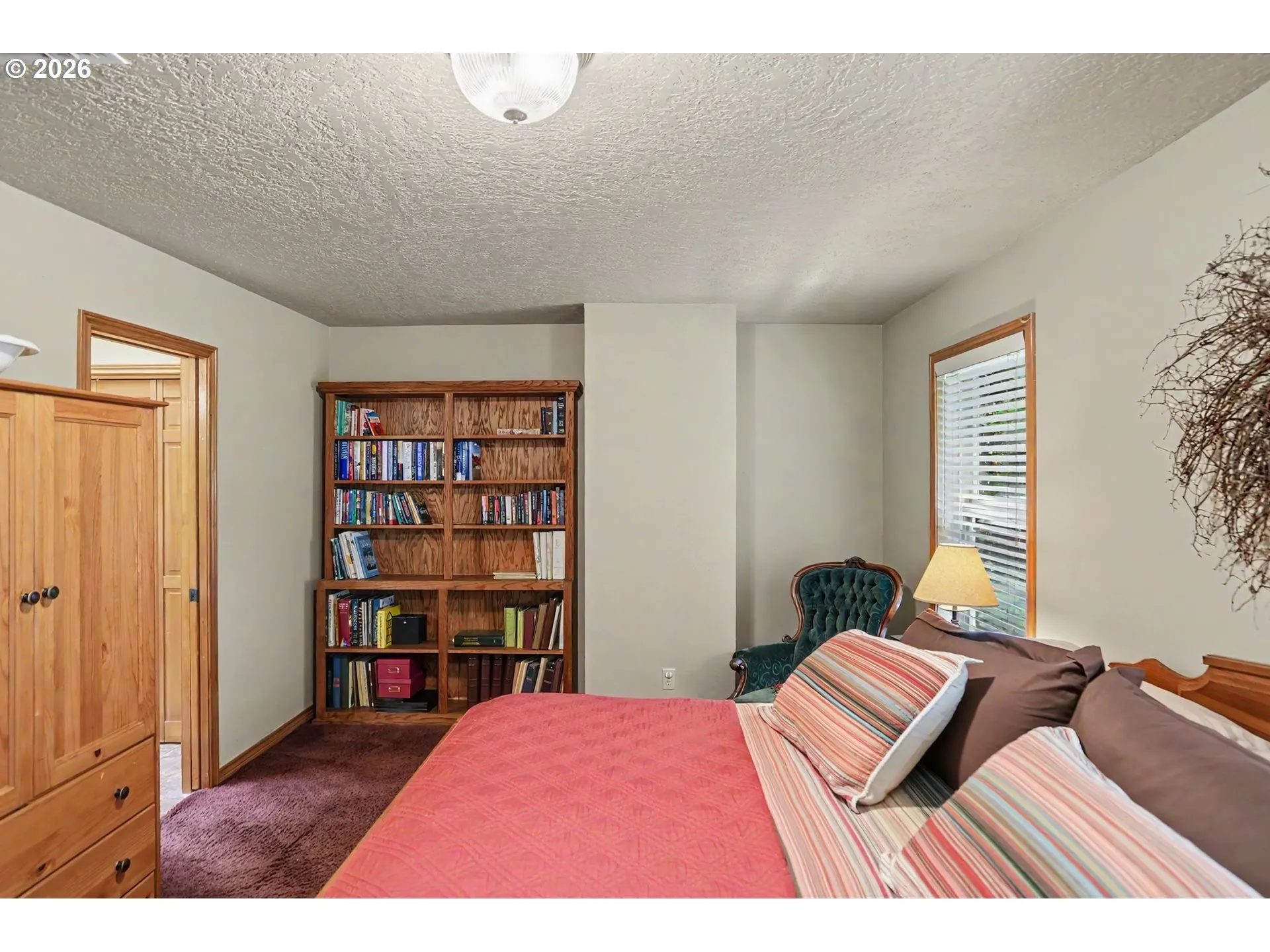 Bedroom, Primary