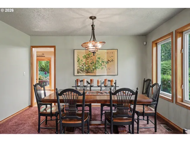 Dining Room-Formal
