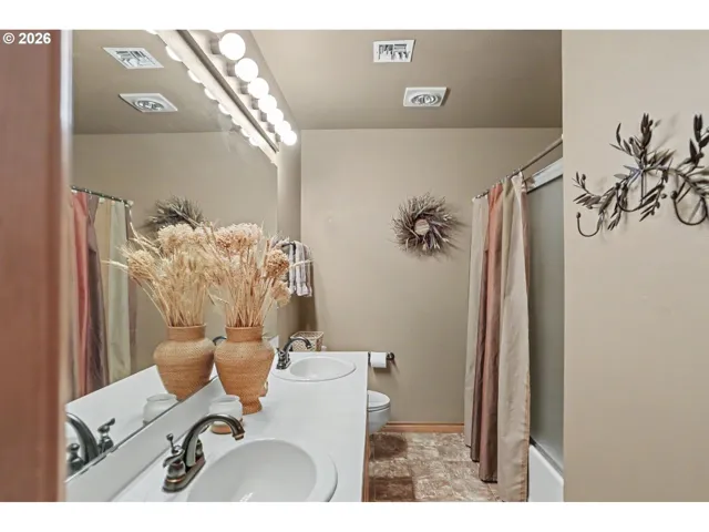 Bathroom-Double Sinks