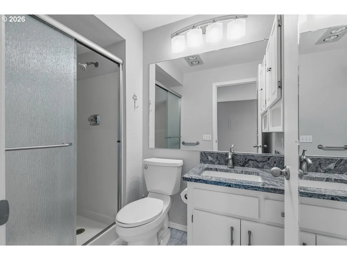 Bathroom, Attached-Walk in Shower