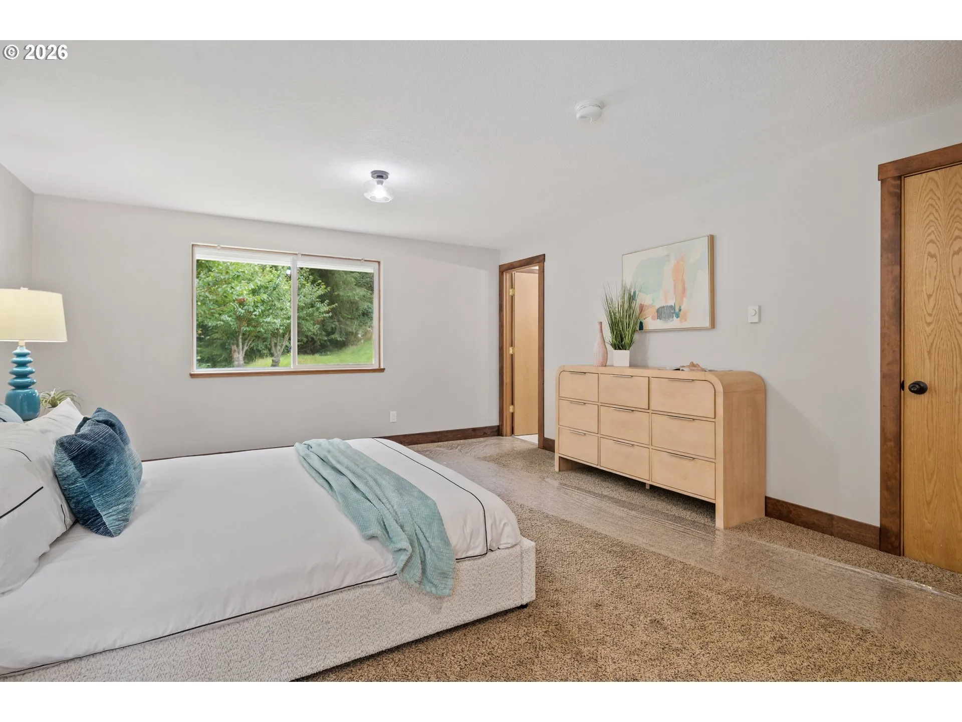 Bedroom, Primary