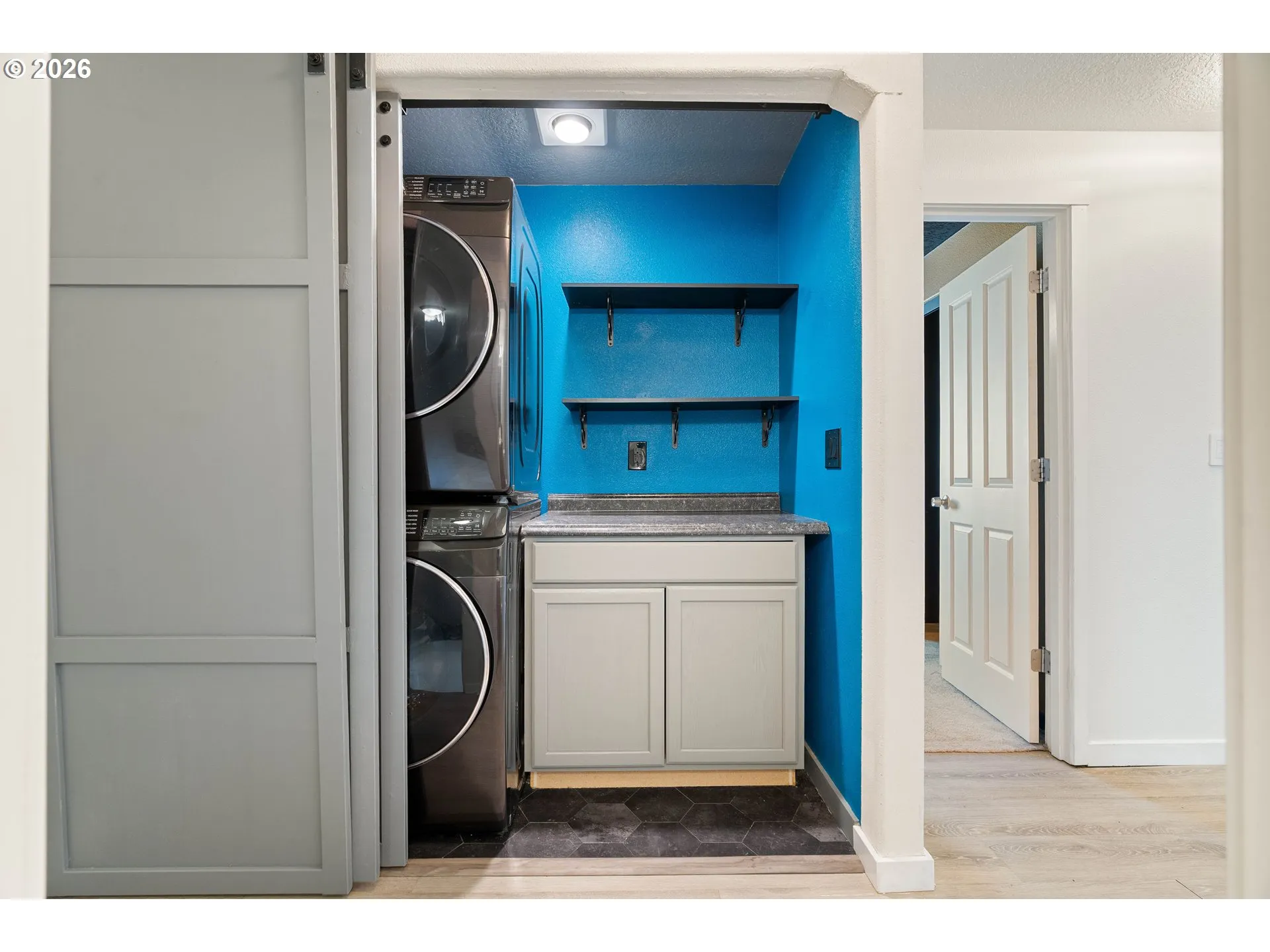 Laundry-Upper