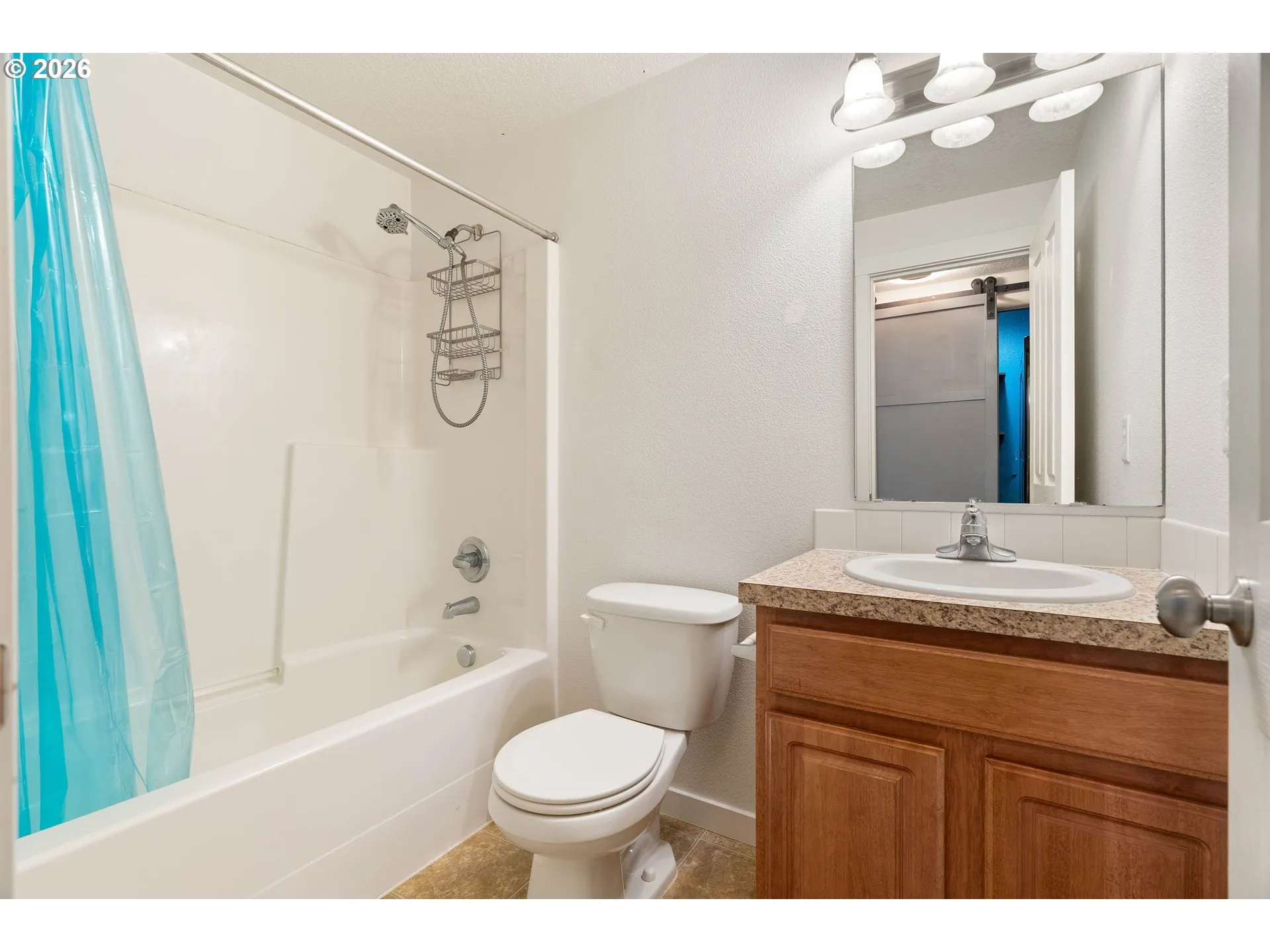 Bathroom-Upper
