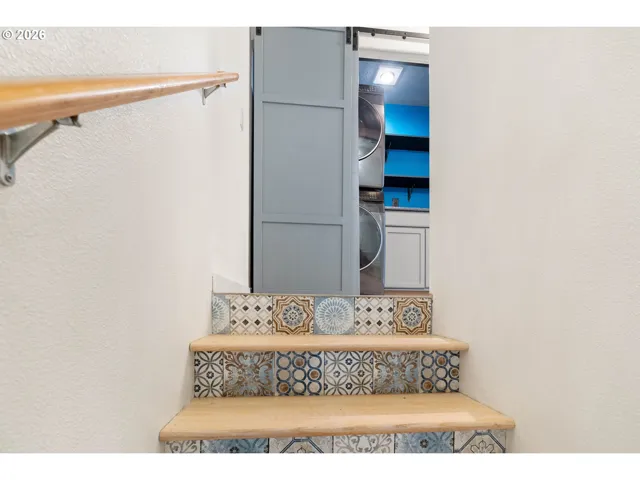 Staircase-To Upper Level
