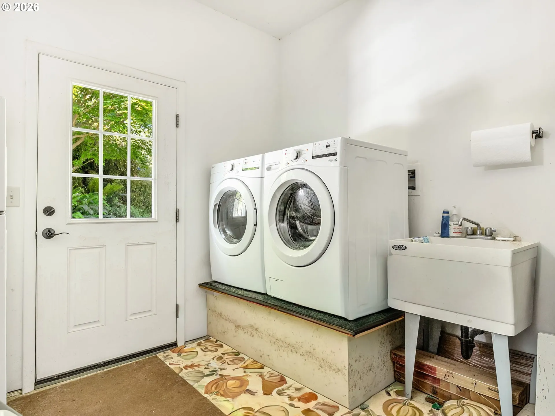 Laundry-Garage