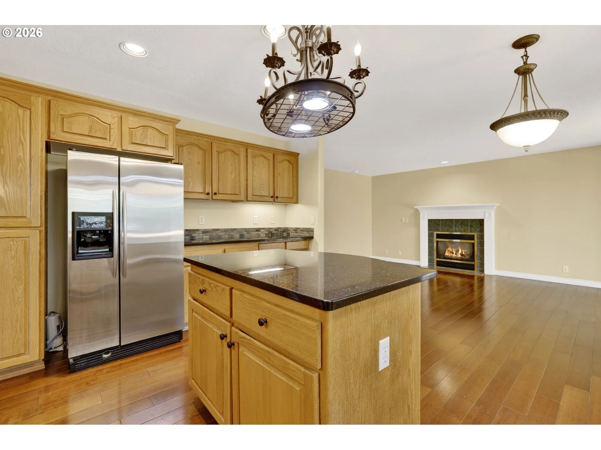 Kitchen/Family Room-Island