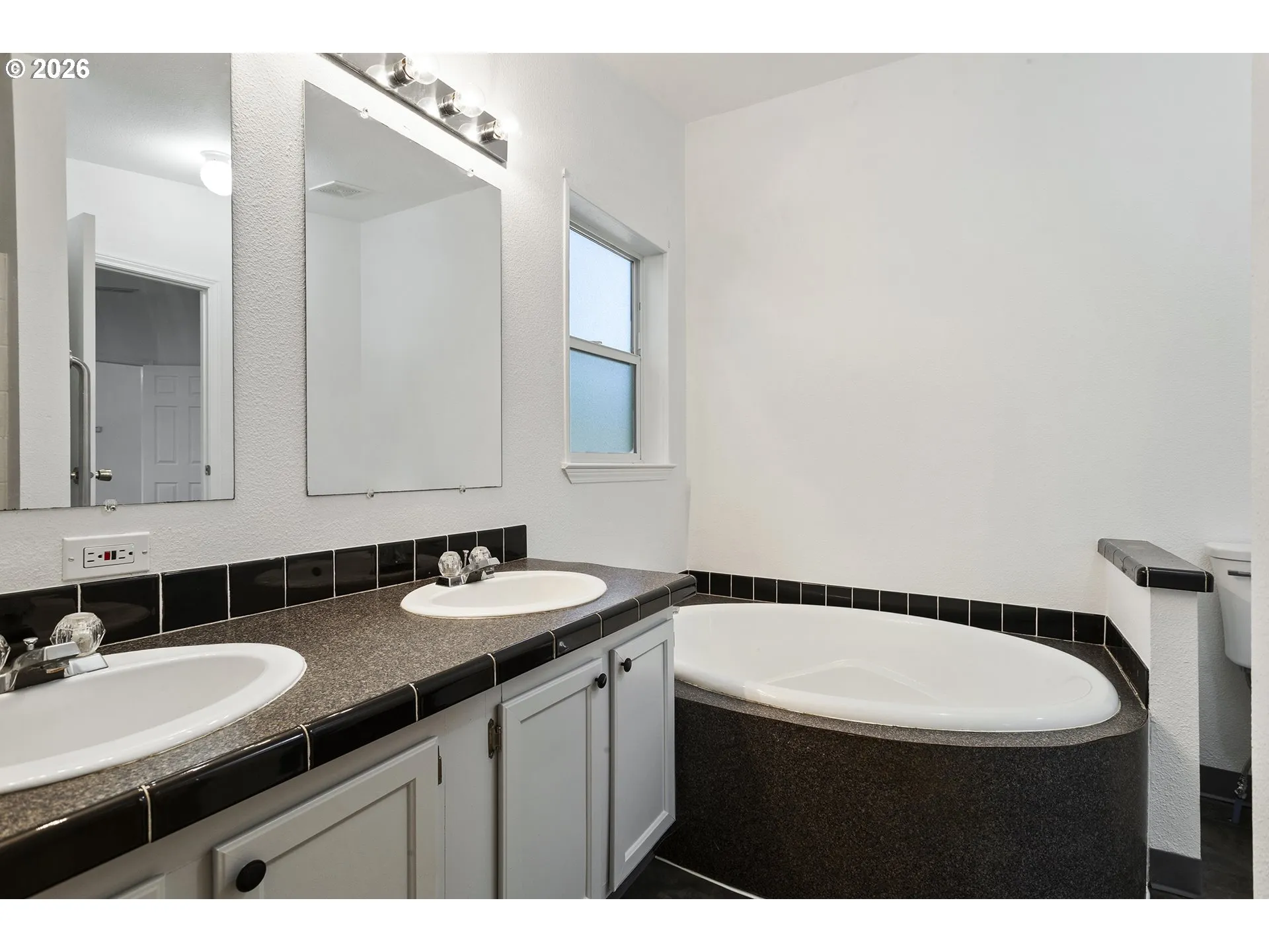 Bathroom, Attached