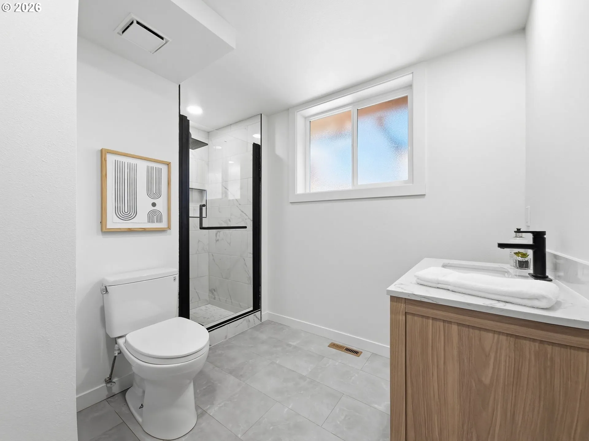 Bathroom-Walk in Shower
