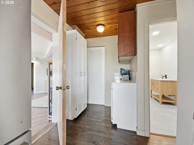 Pantry-Main