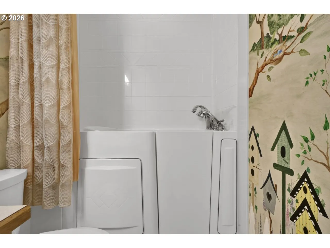Bathroom-Hall