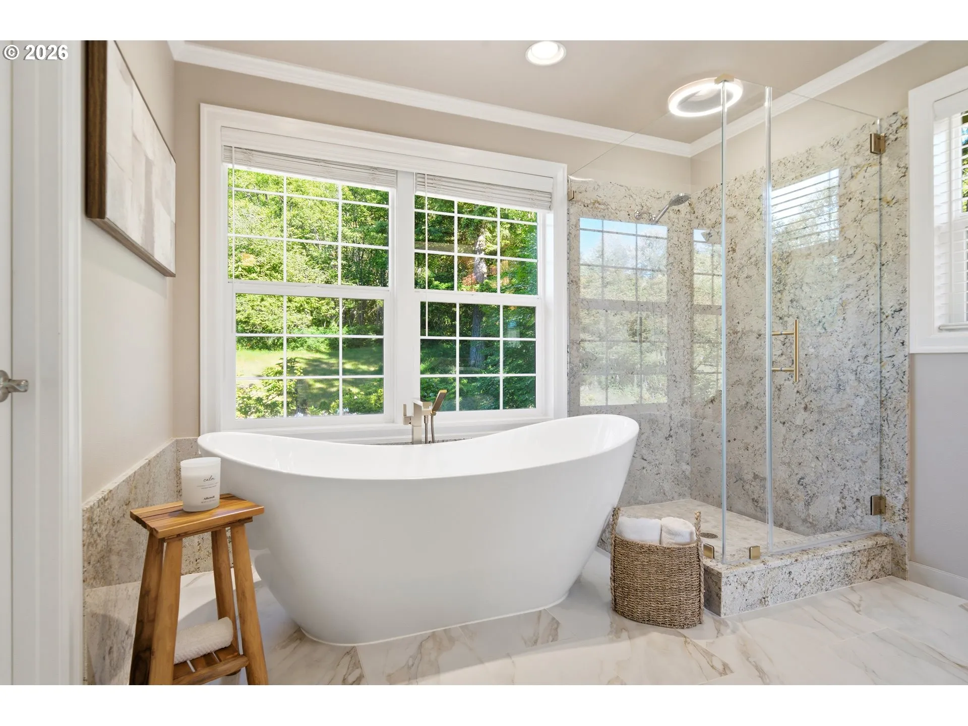 Owner's Suite Bathroom-Garden Tub