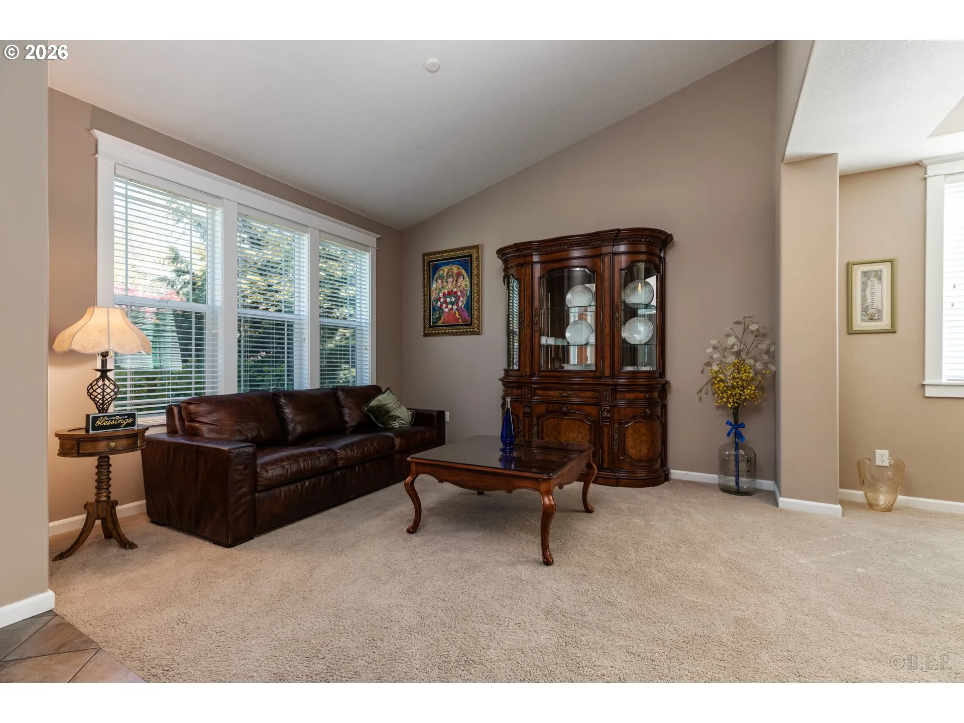 Living Room-Vaulted Ceilings