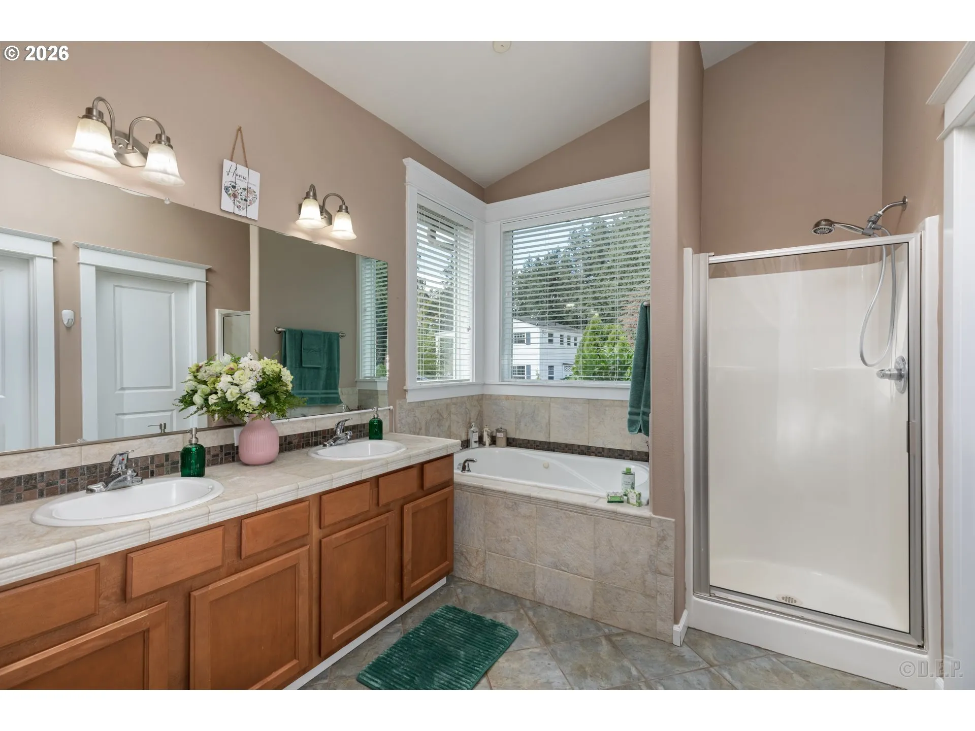 Bathroom, Attached-Double Sinks