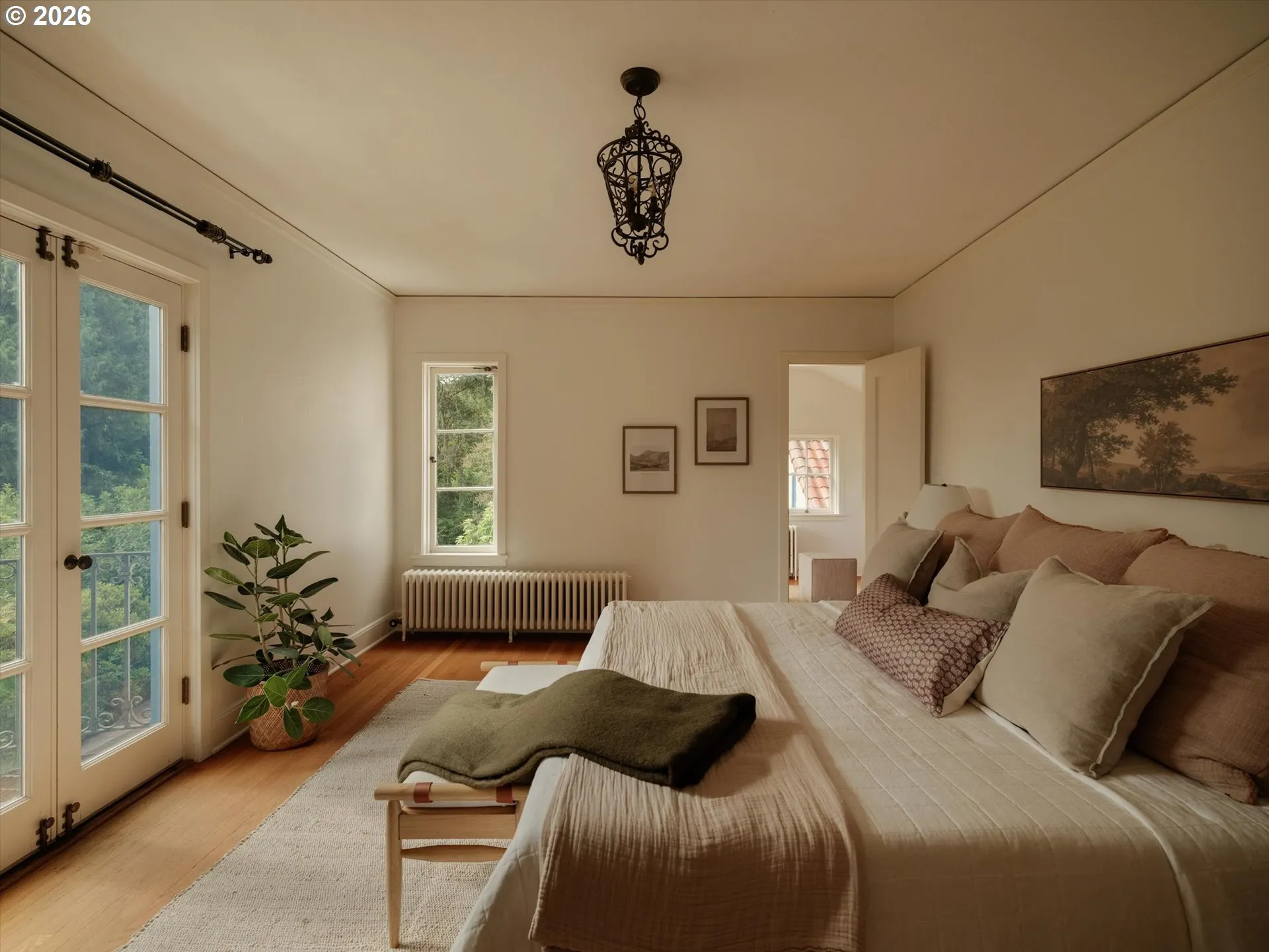 Bedroom, Owner's Suite