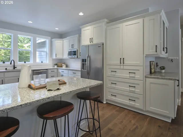 Kitchen-Island