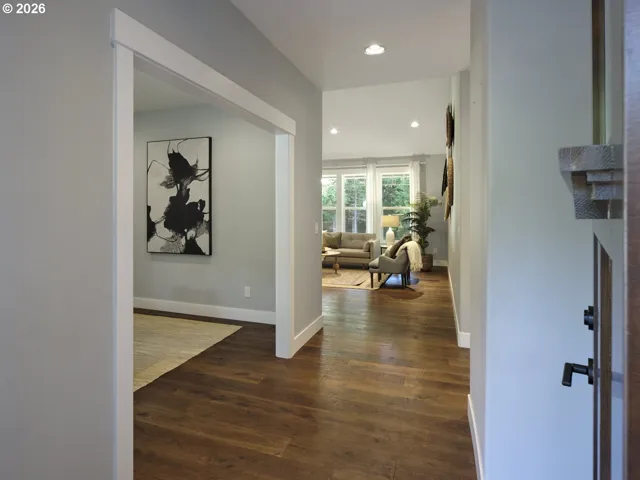 Entrance/Foyer