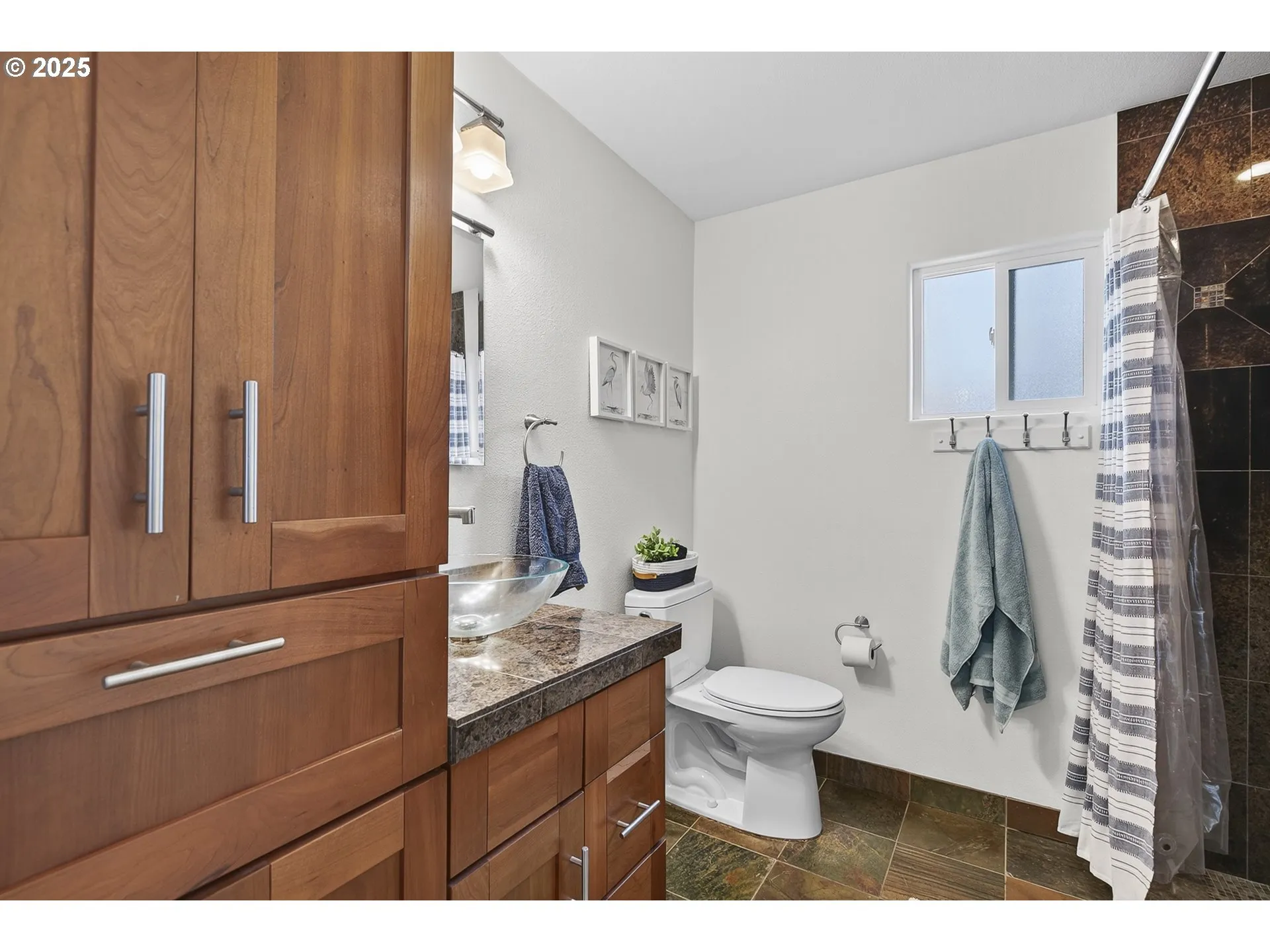 Bathroom-Hall