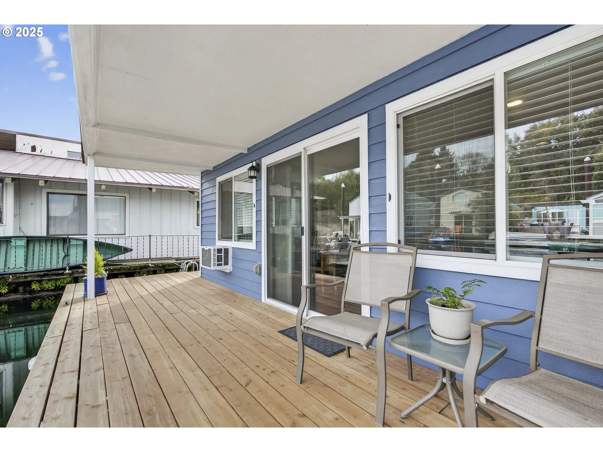 Deck