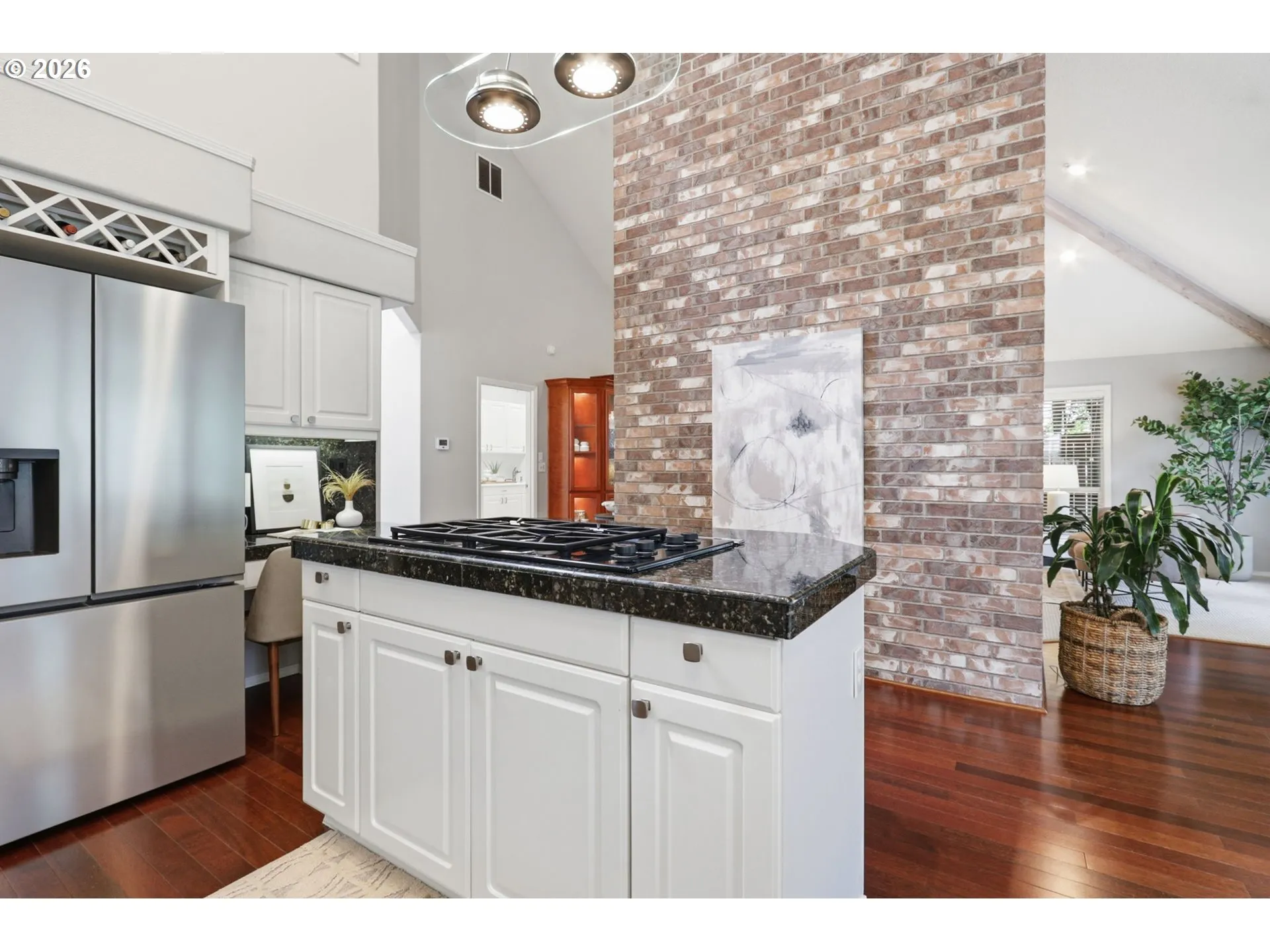Kitchen-Cooking Island
