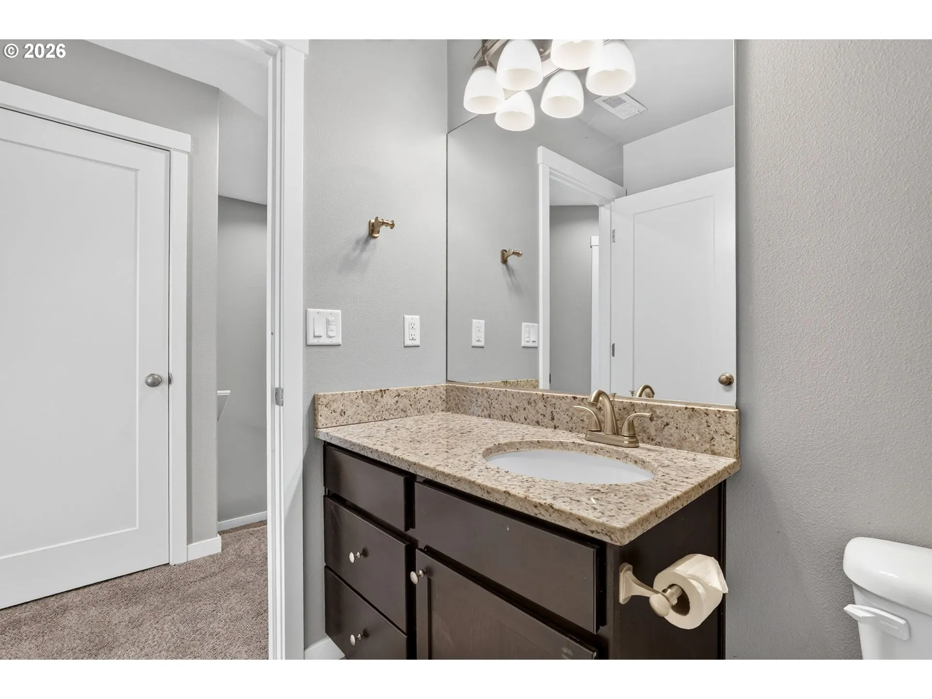 Bathroom-Upper