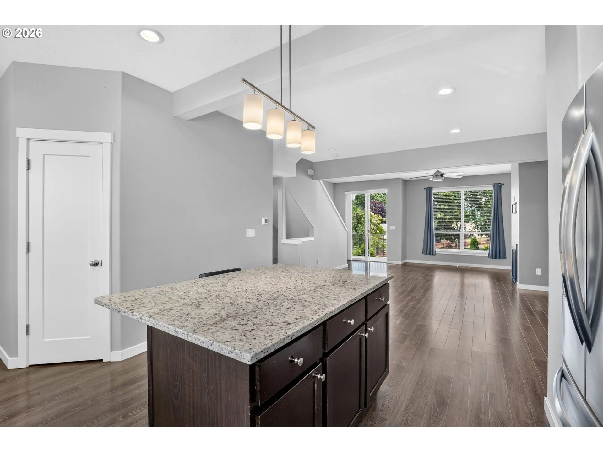 Kitchen/Living Room-Island