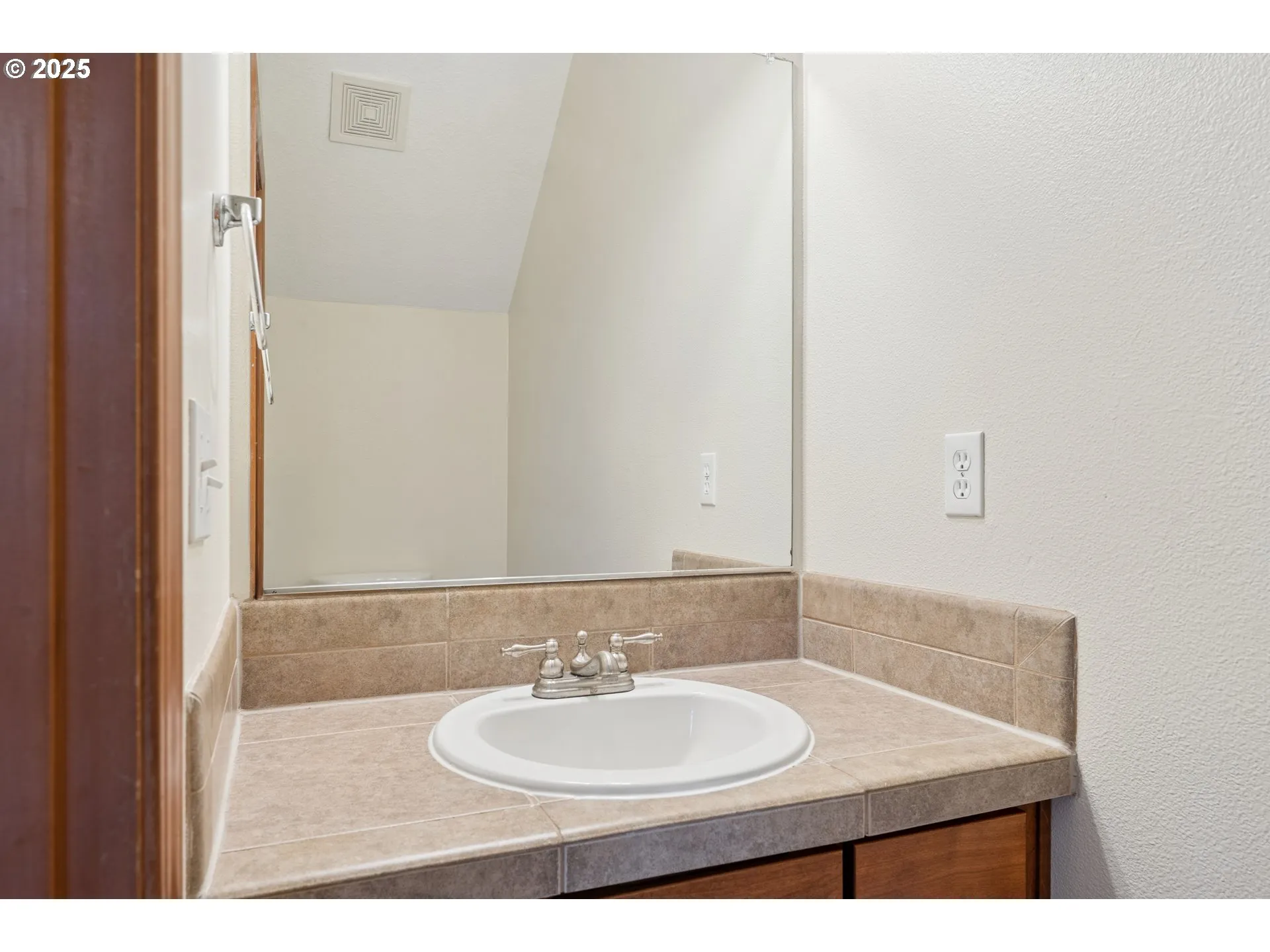 Partial Bath-Main