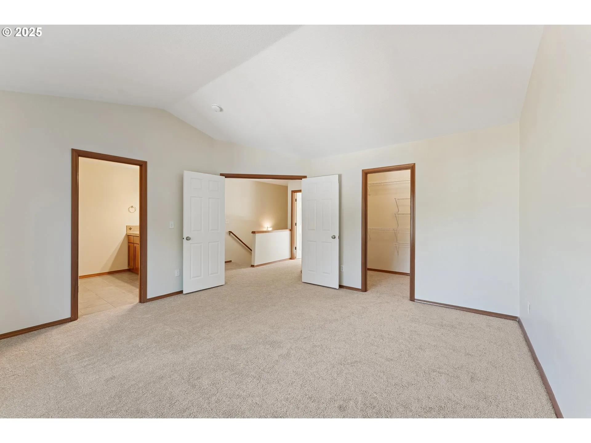 Owner's Suite Bedroom-Upper