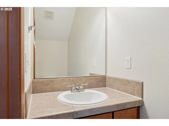 Partial Bath-Main
