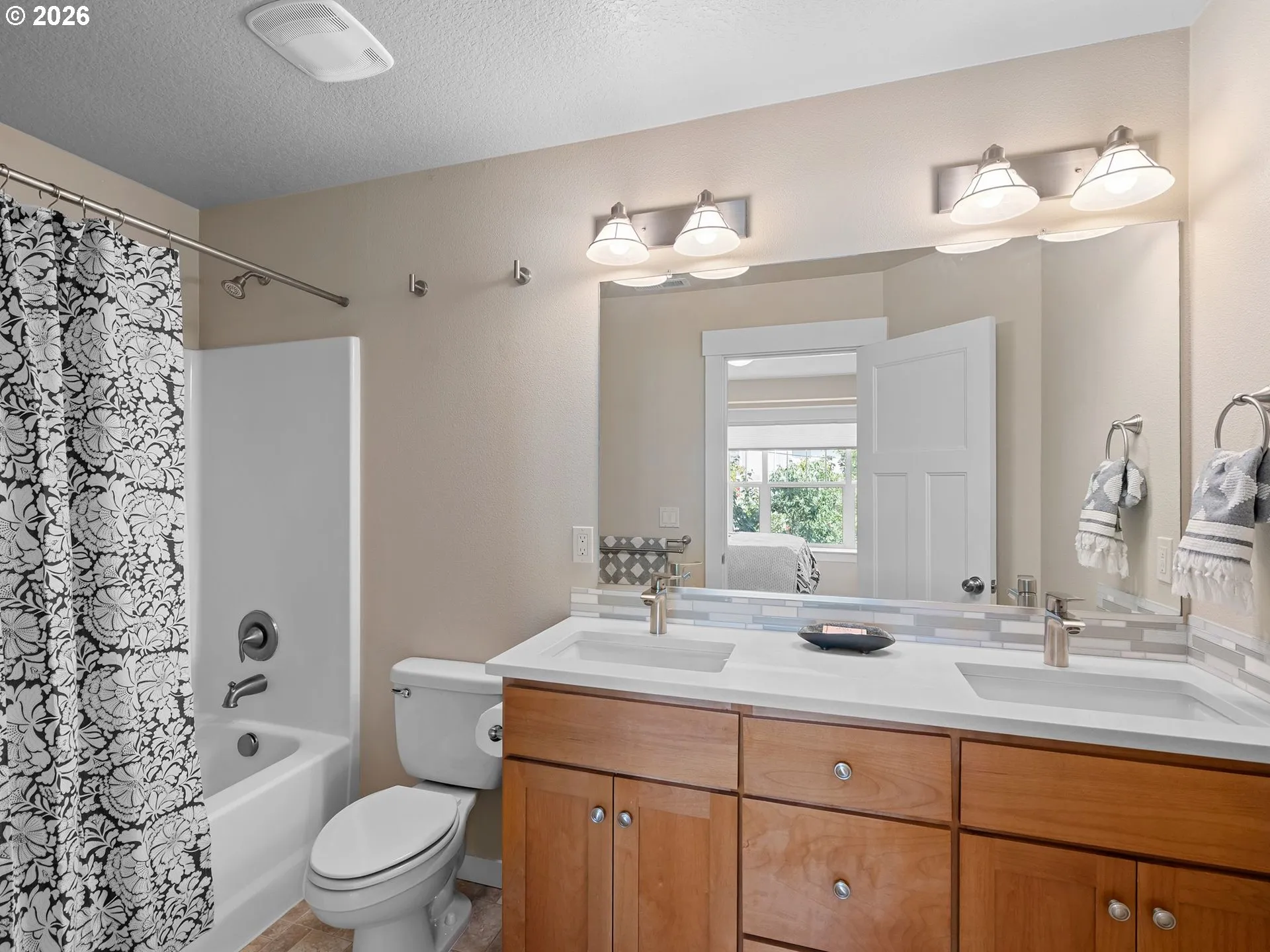 En Suite Bathroom