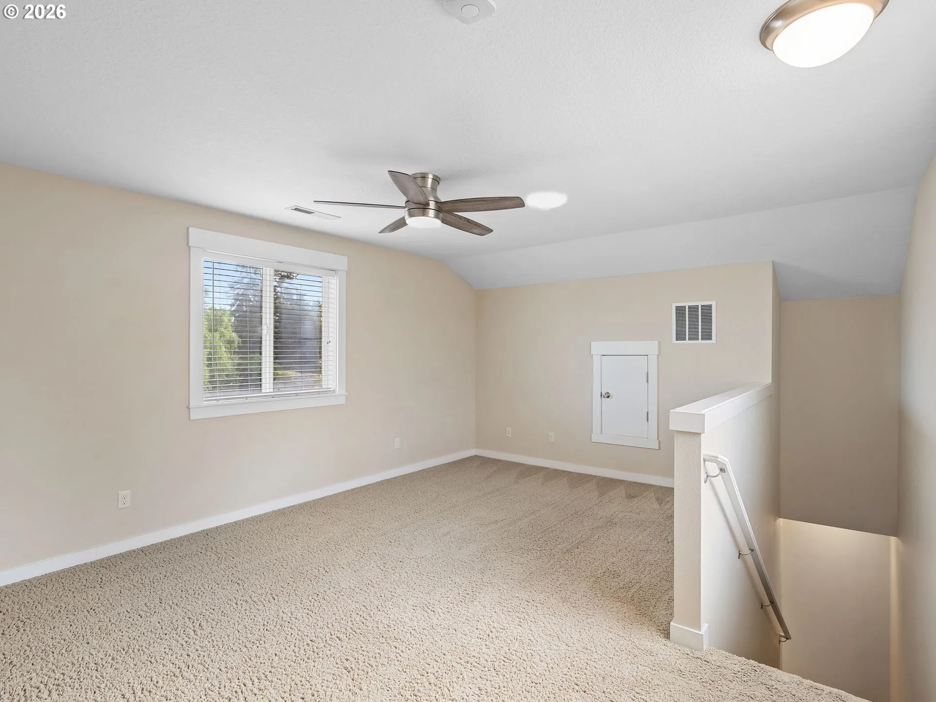 Bonus Room-Upper