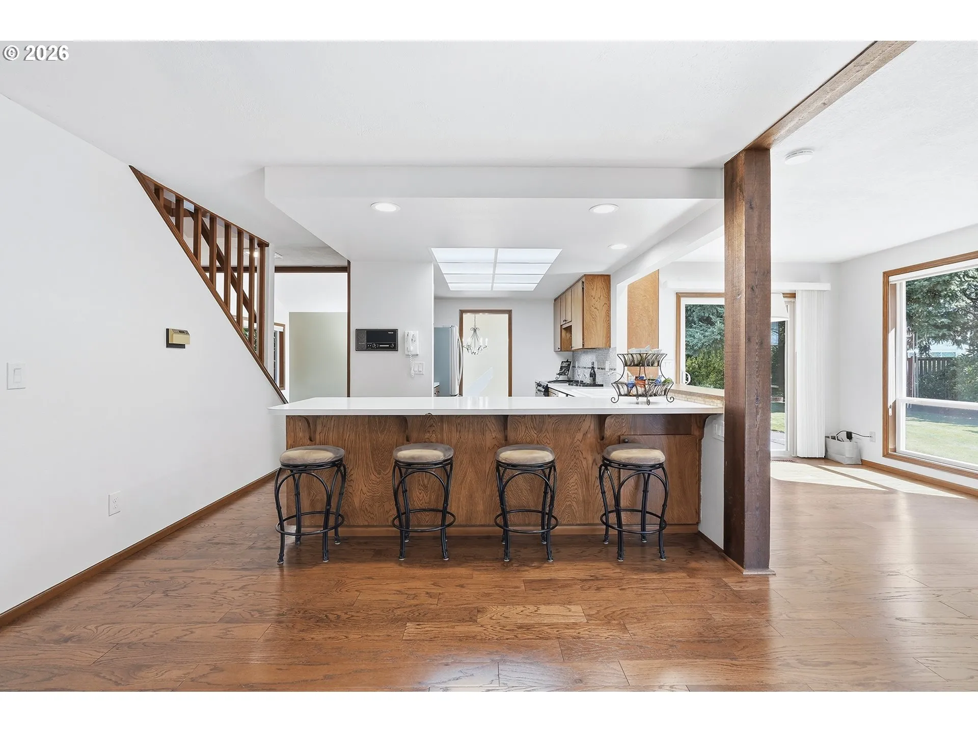 Kitchen-Eating Area