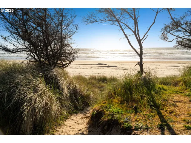Beach Access Deeded