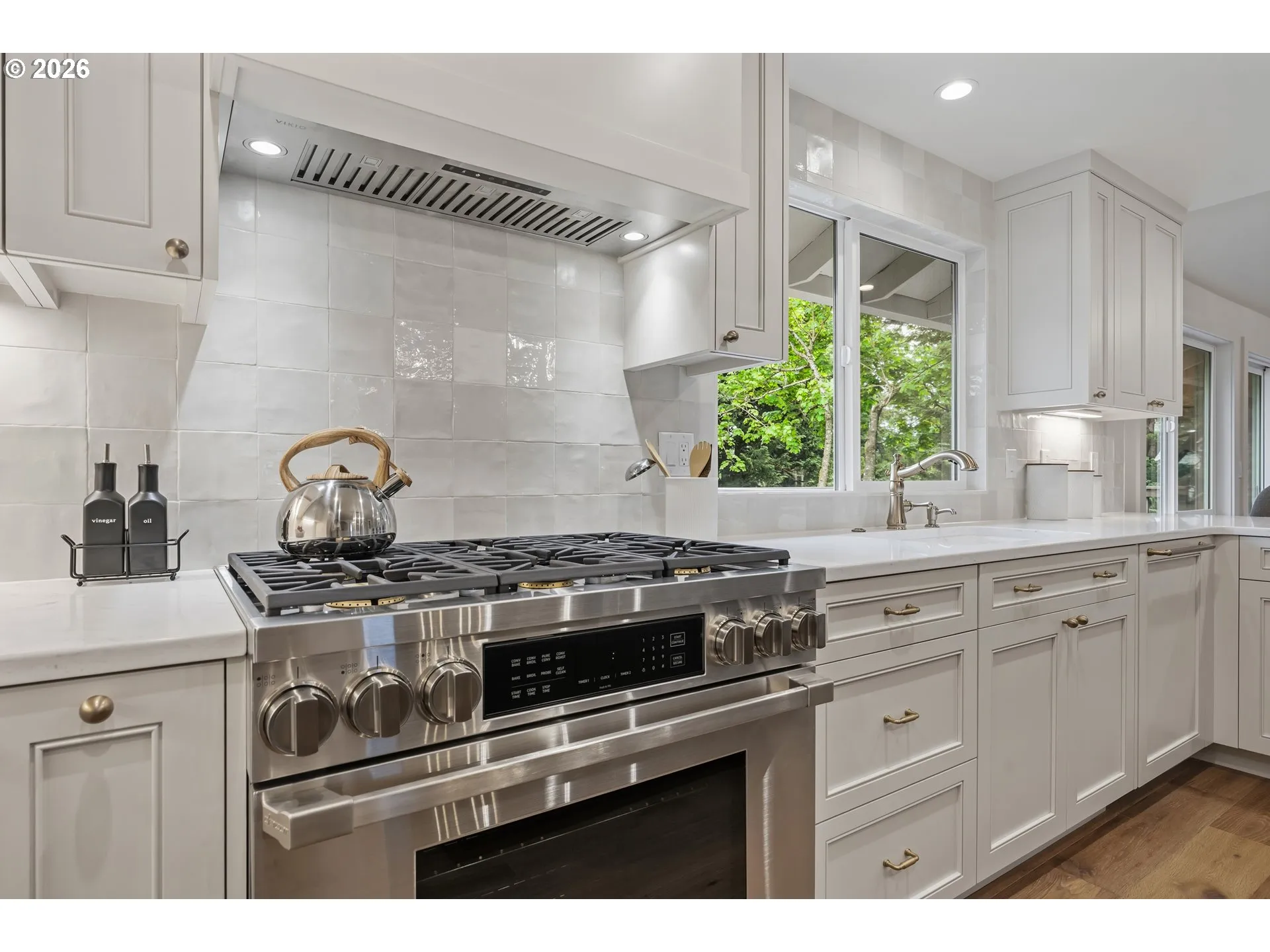 Kitchen-Oven