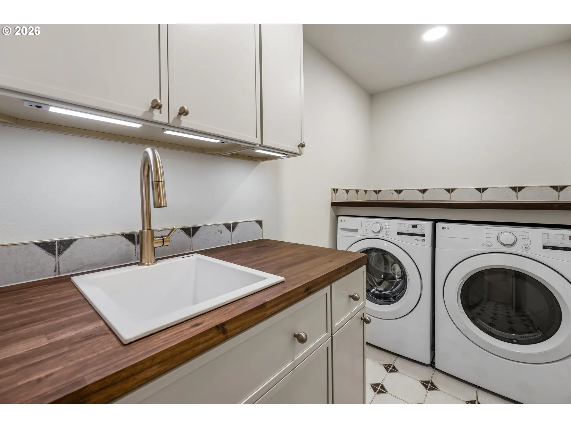Laundry-Lower